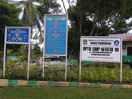 perpustakaan SMP NEGERI 10 PEMATANGSIANTAR